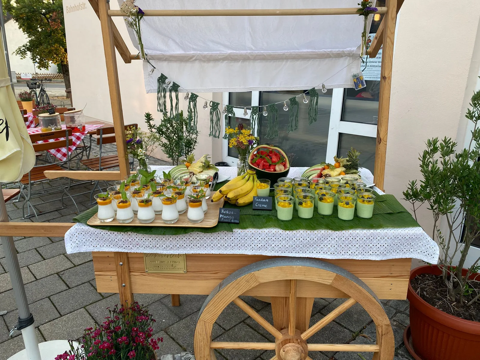 Dessertwagen bei einem JUL-Event